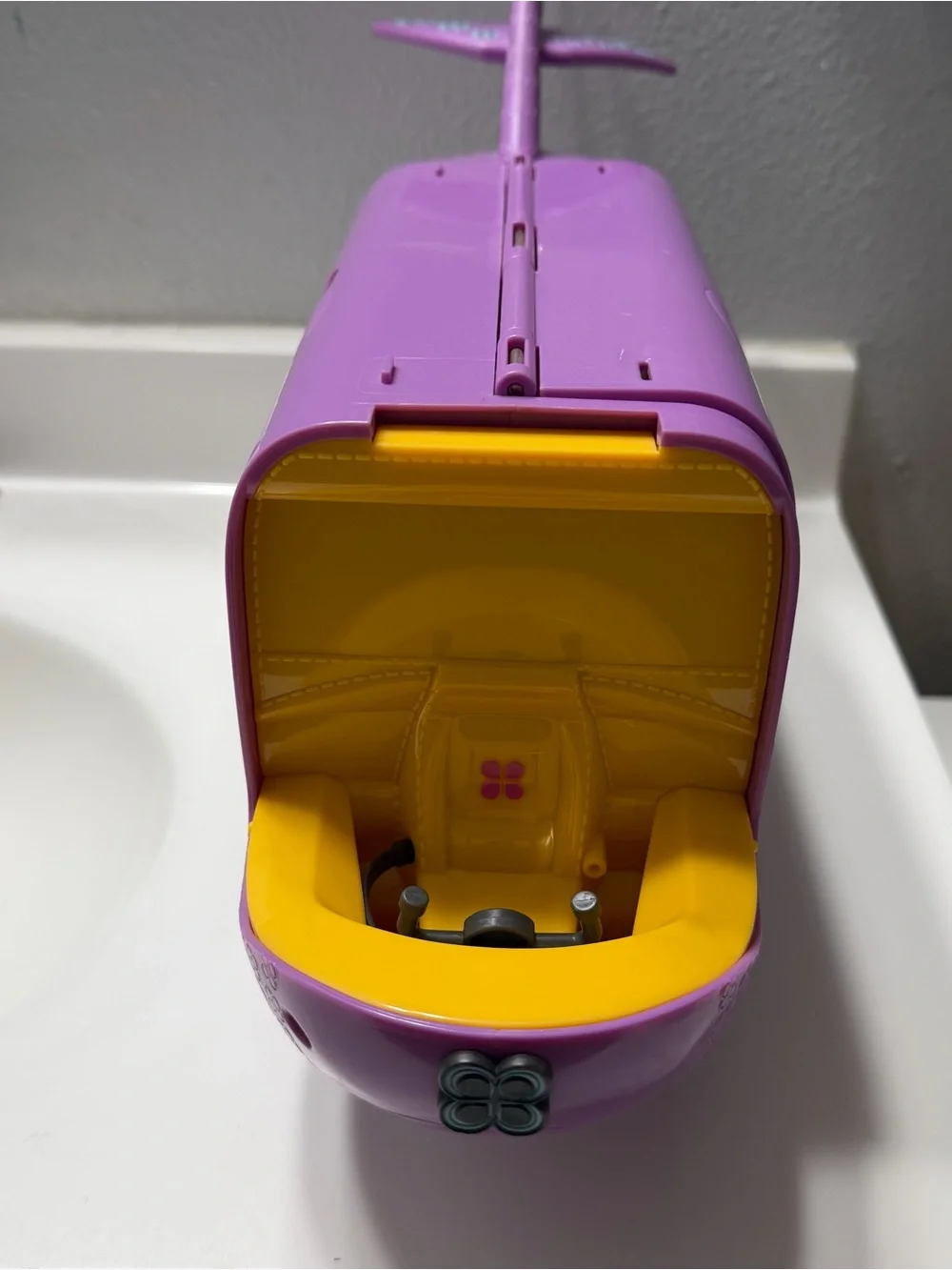 Littlest Pet Shop Blythe Loved Pet Jet